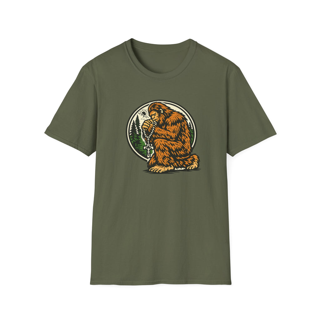 Bigfoot Forest Crest T-Shirt – Retro Sasquatch Outdoor Graphic Tee